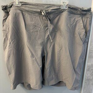 Duluth Trading Co. Womens 22W Grey Shorts
